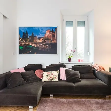 Poet's Apartman Ljubljana